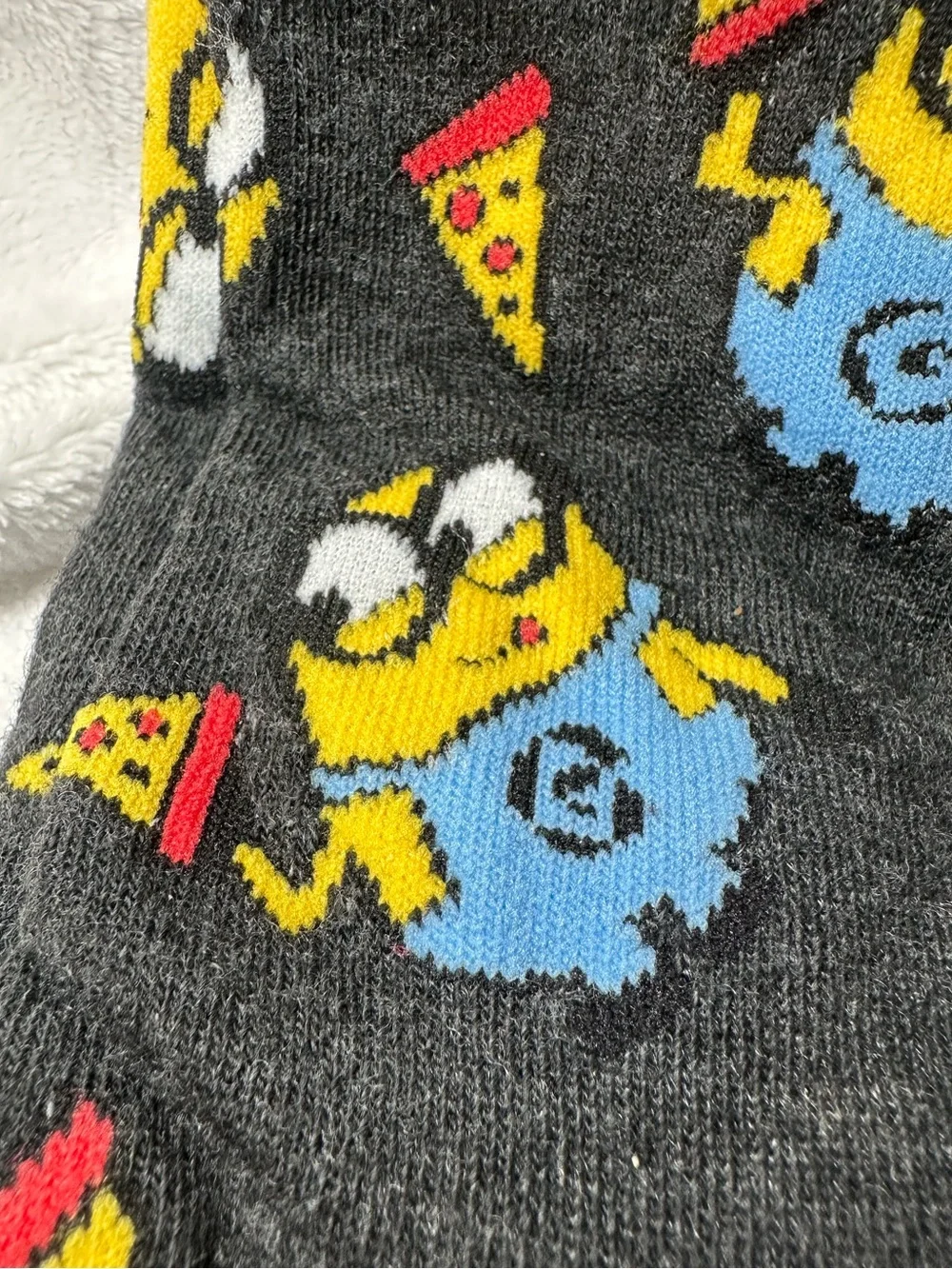 Minions Despicable Me Crew Socks Pizza Graphic Mens